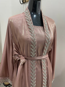 ENSEMBLE 2 PIECES ABAYA ET GILET ROSE