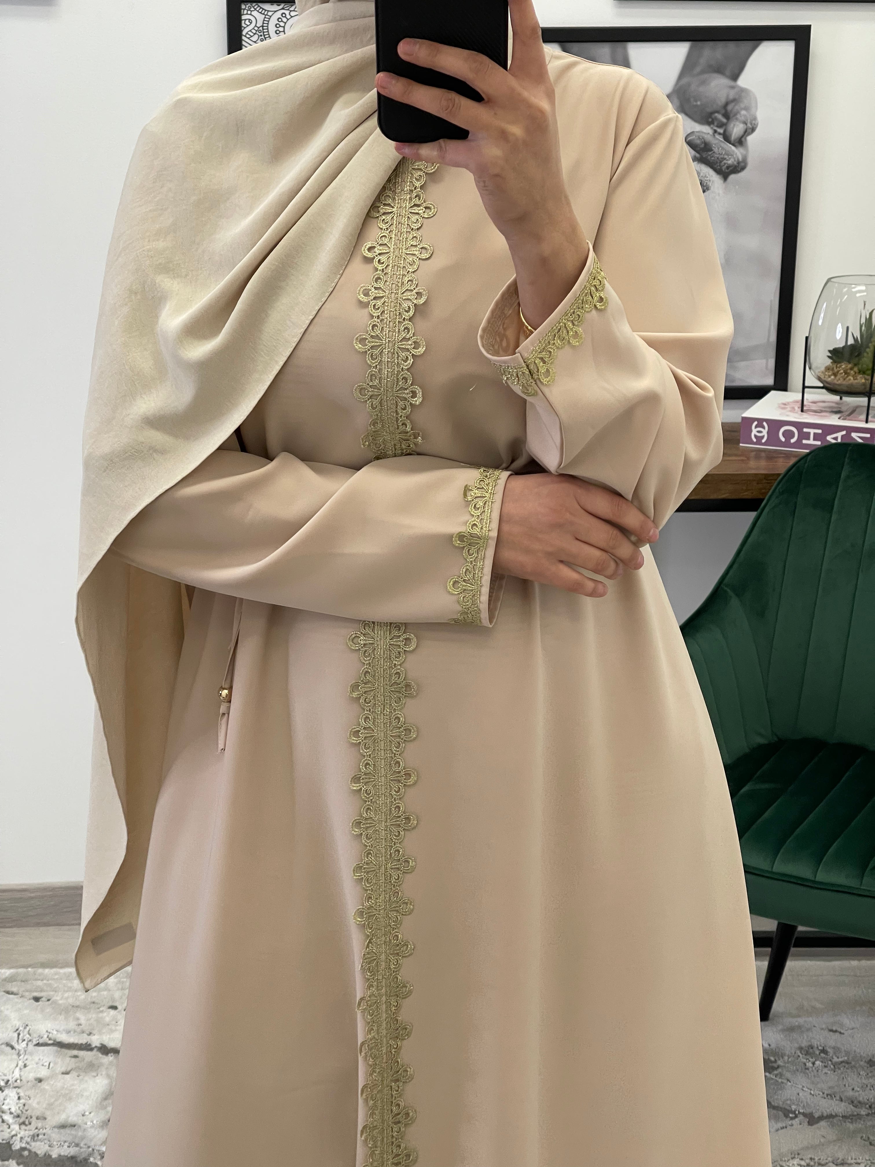 ABAYA ROBE DENTELLE NUDE