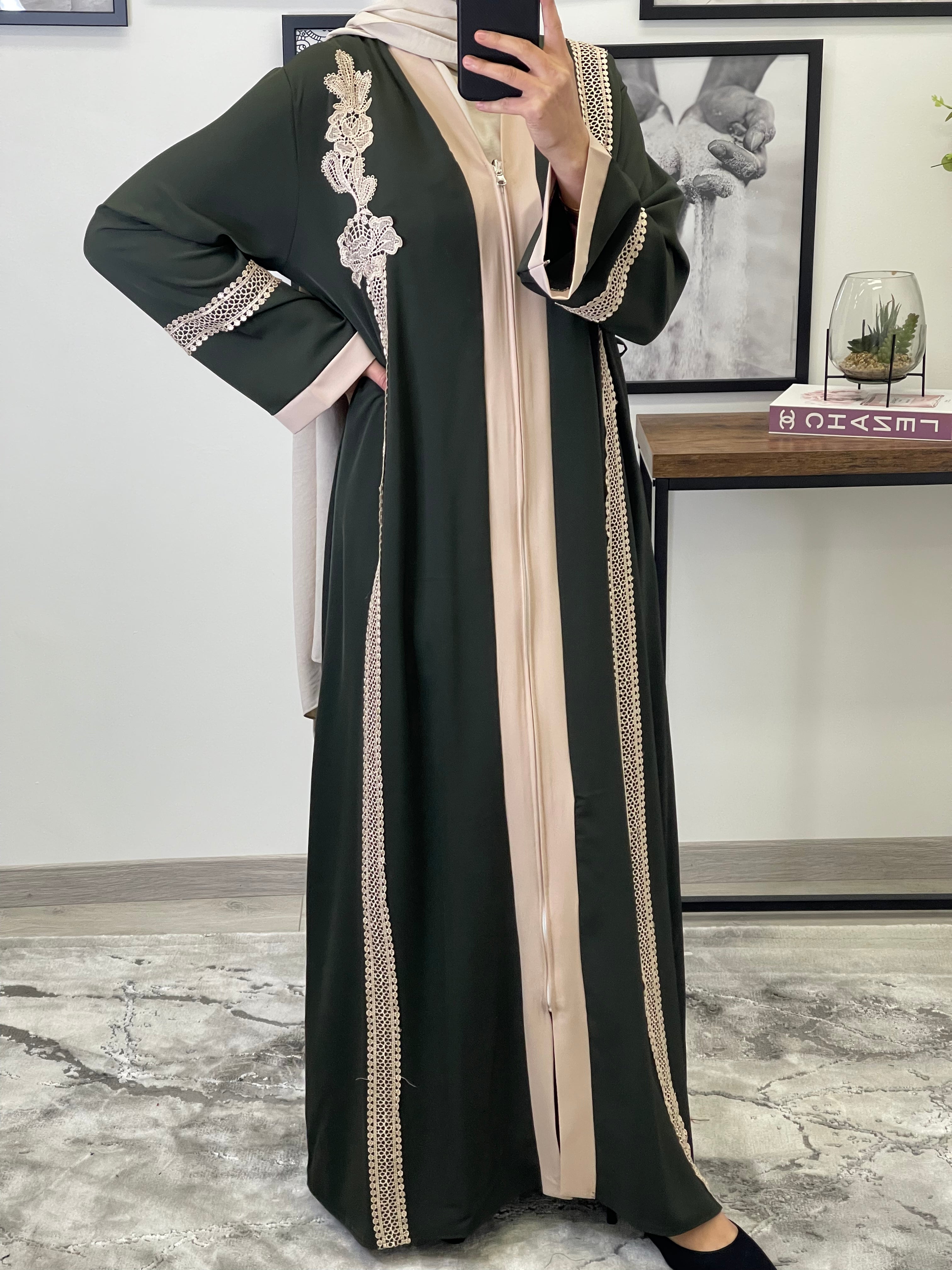 ABAYA ILYANA