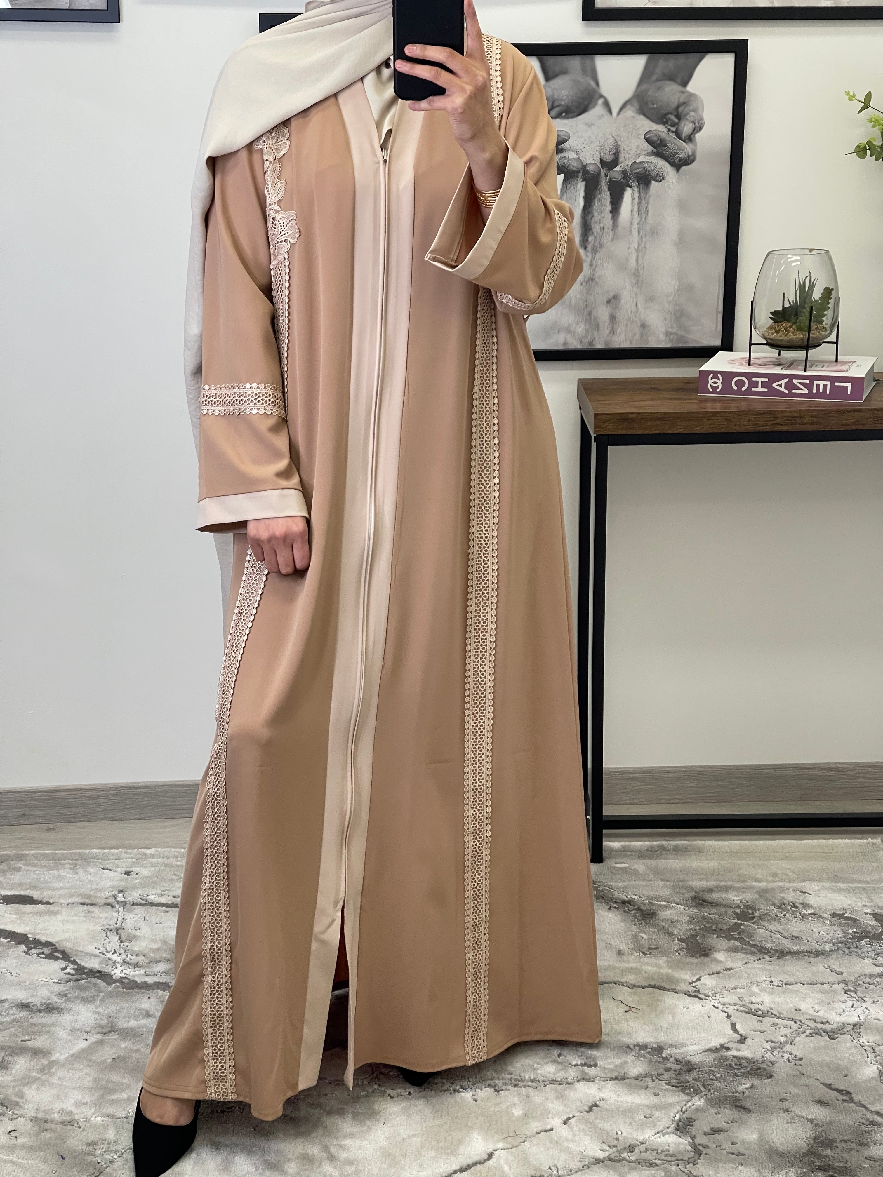 ABAYA ILYANA