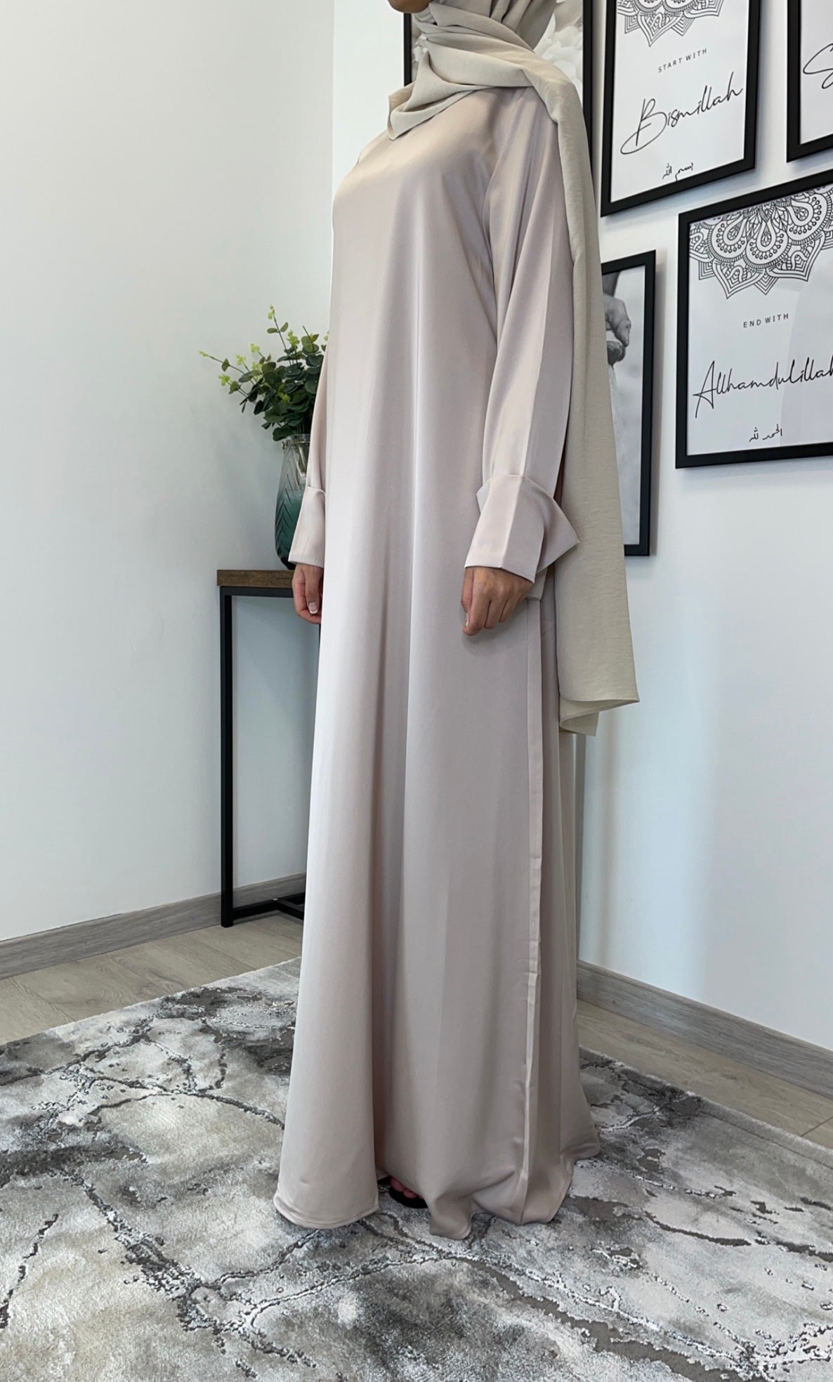 ABAYA SATIN NUDE