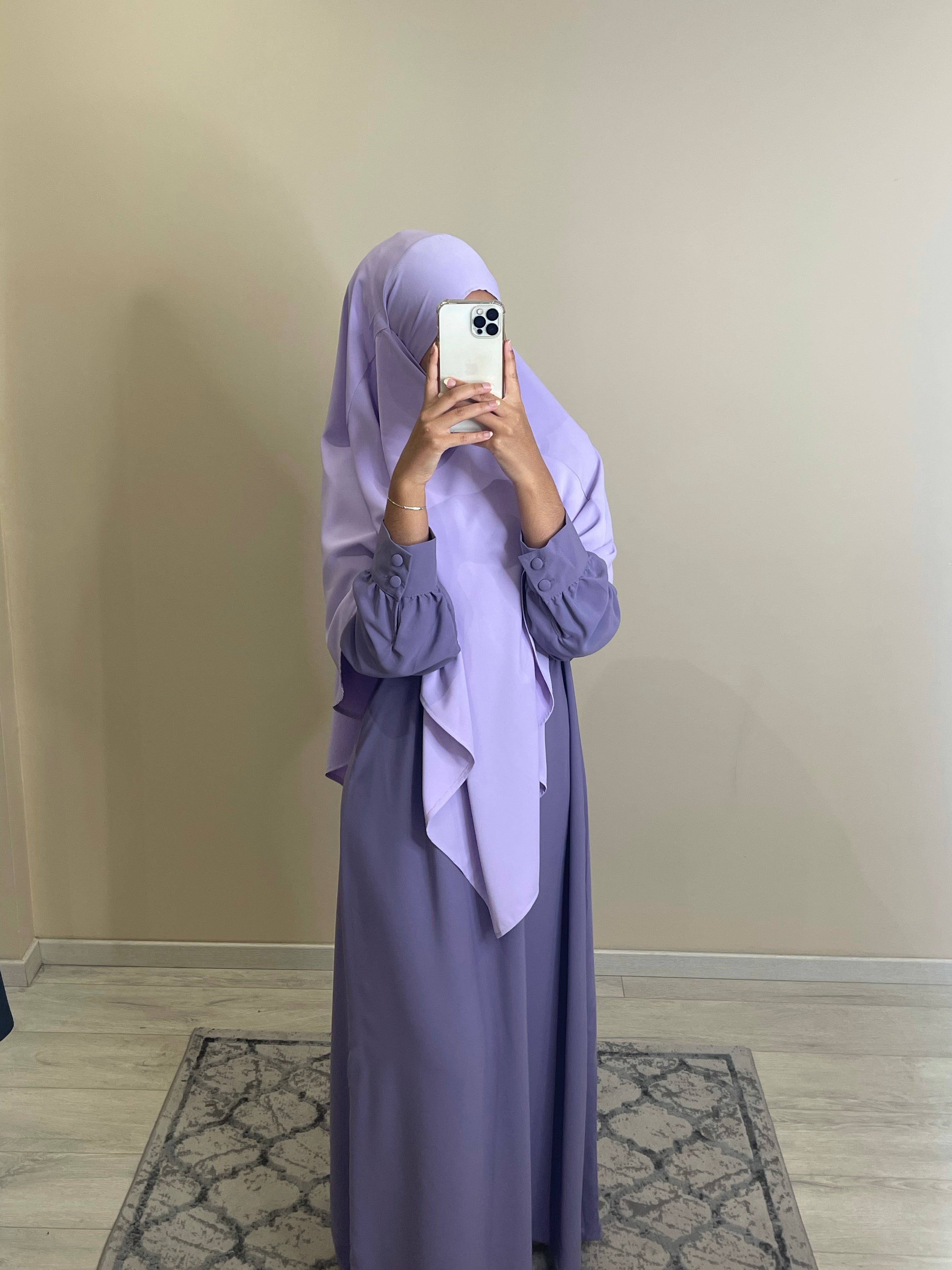 ABAYA NUR