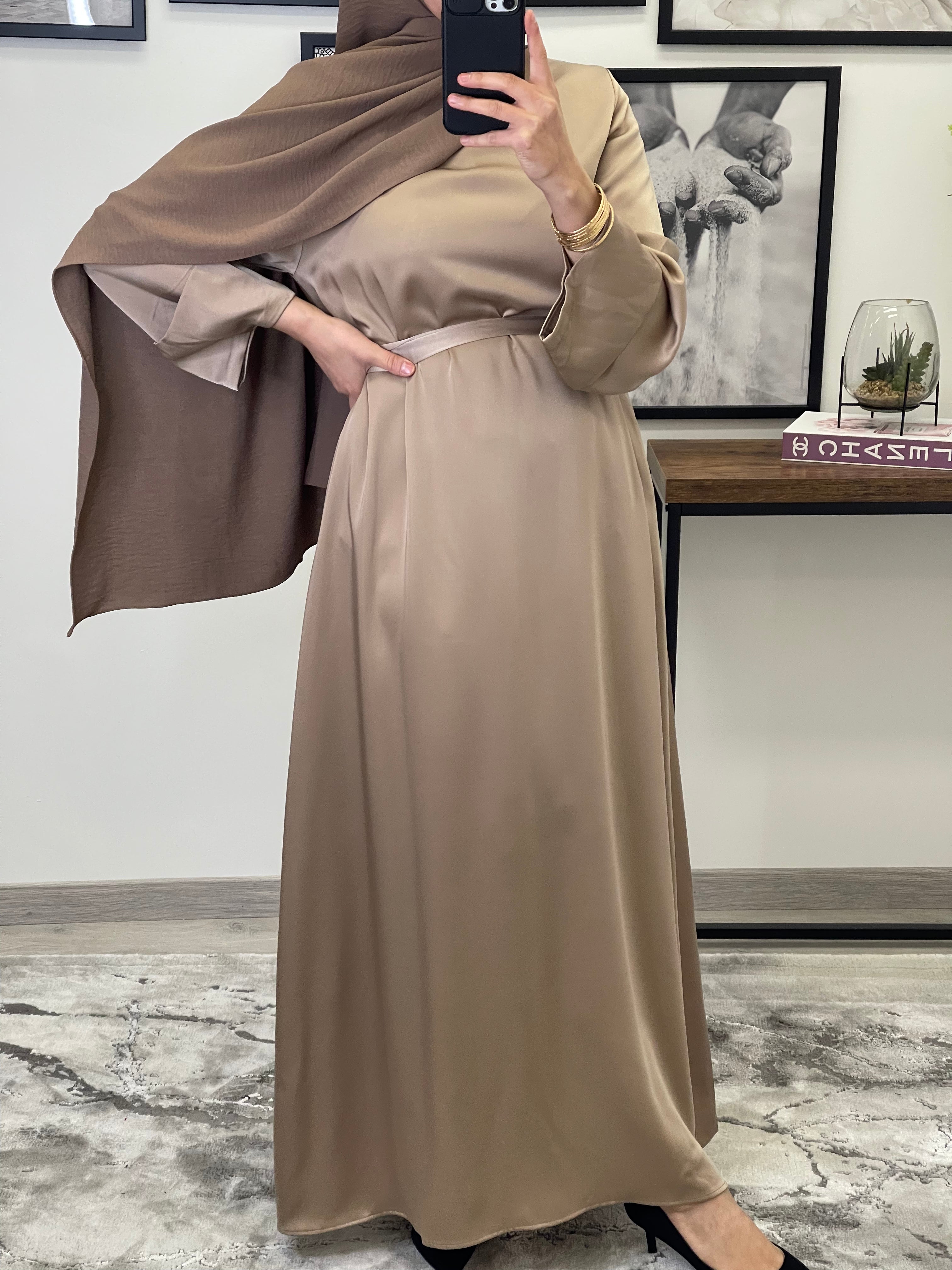 ABAYA SATIN TAUPE