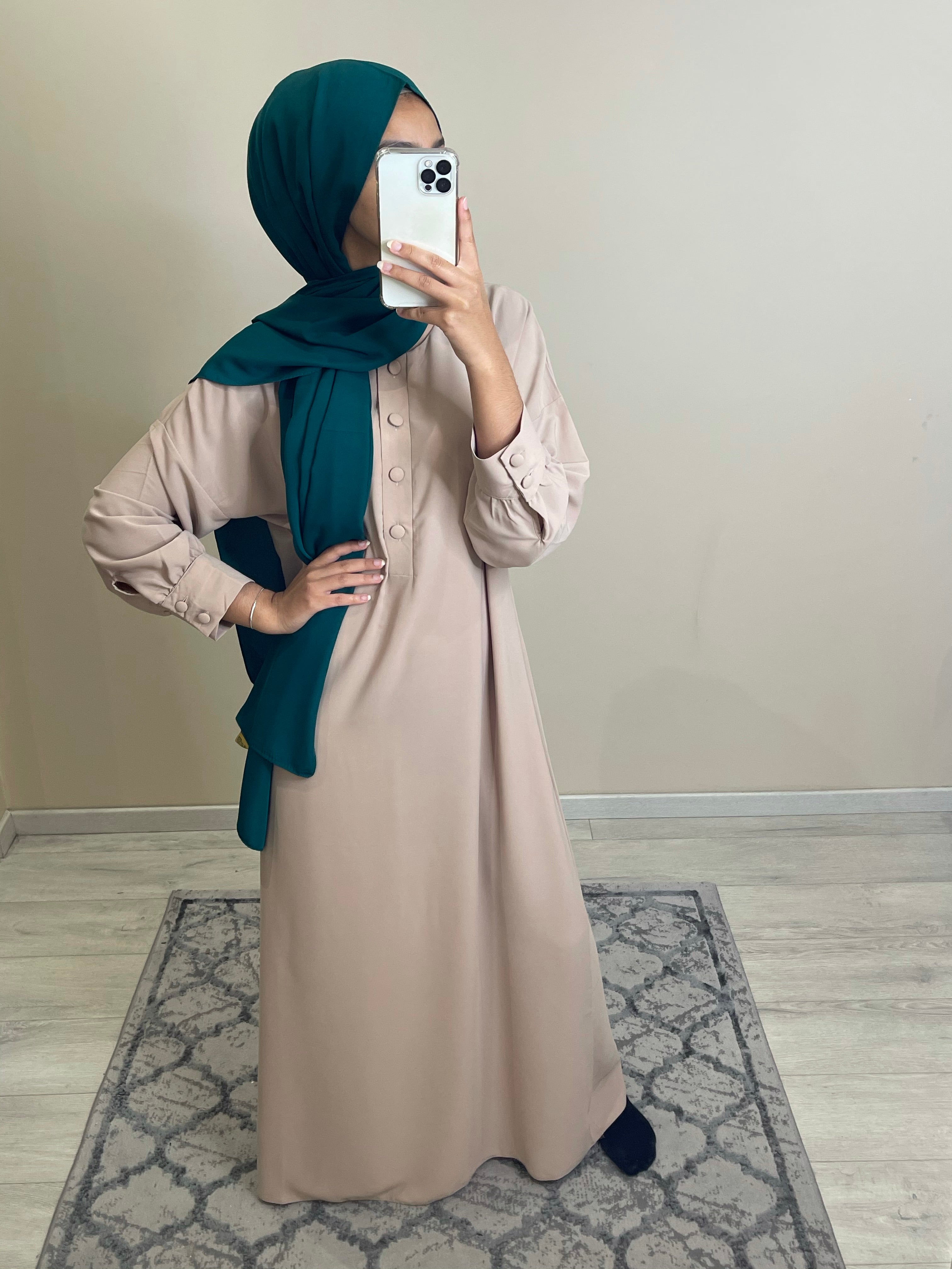 ABAYA NUR