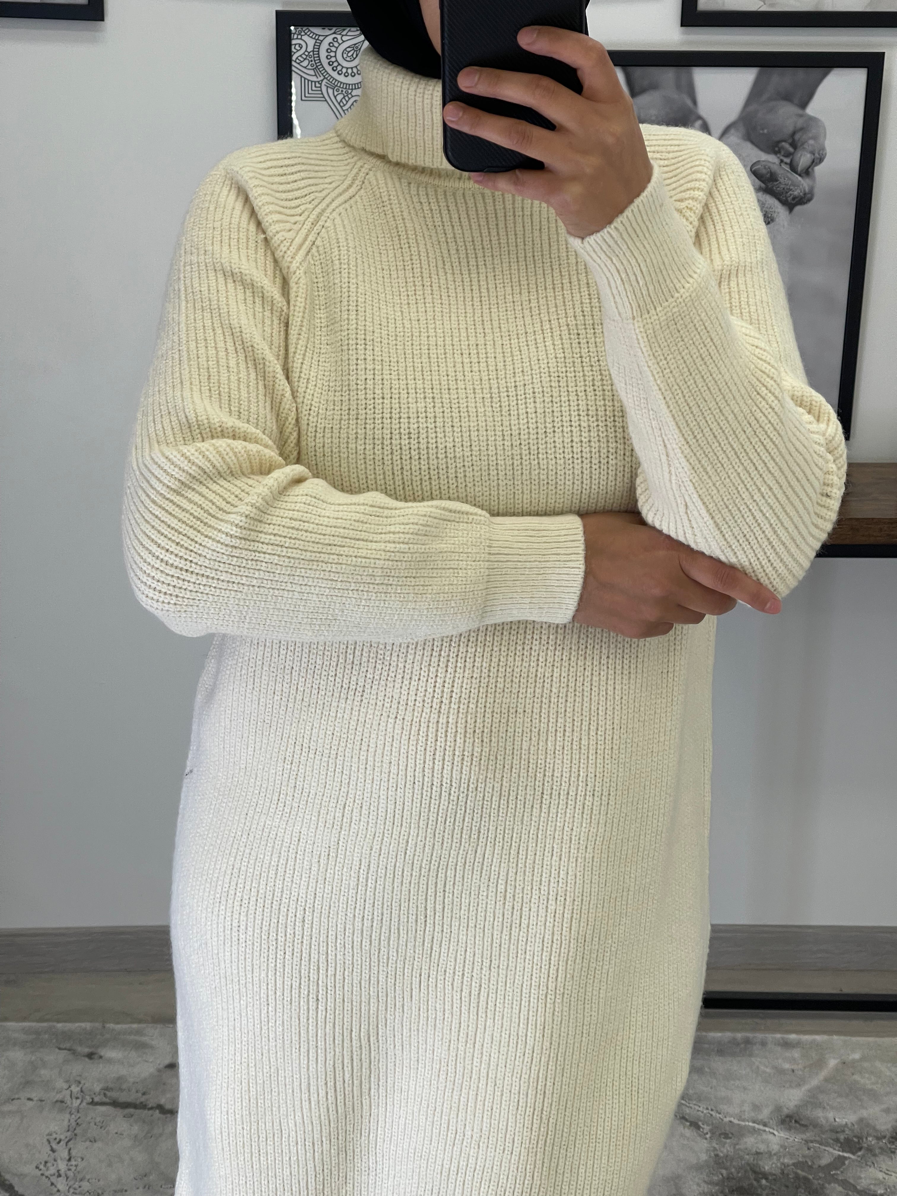 Pull long en laine femme sale