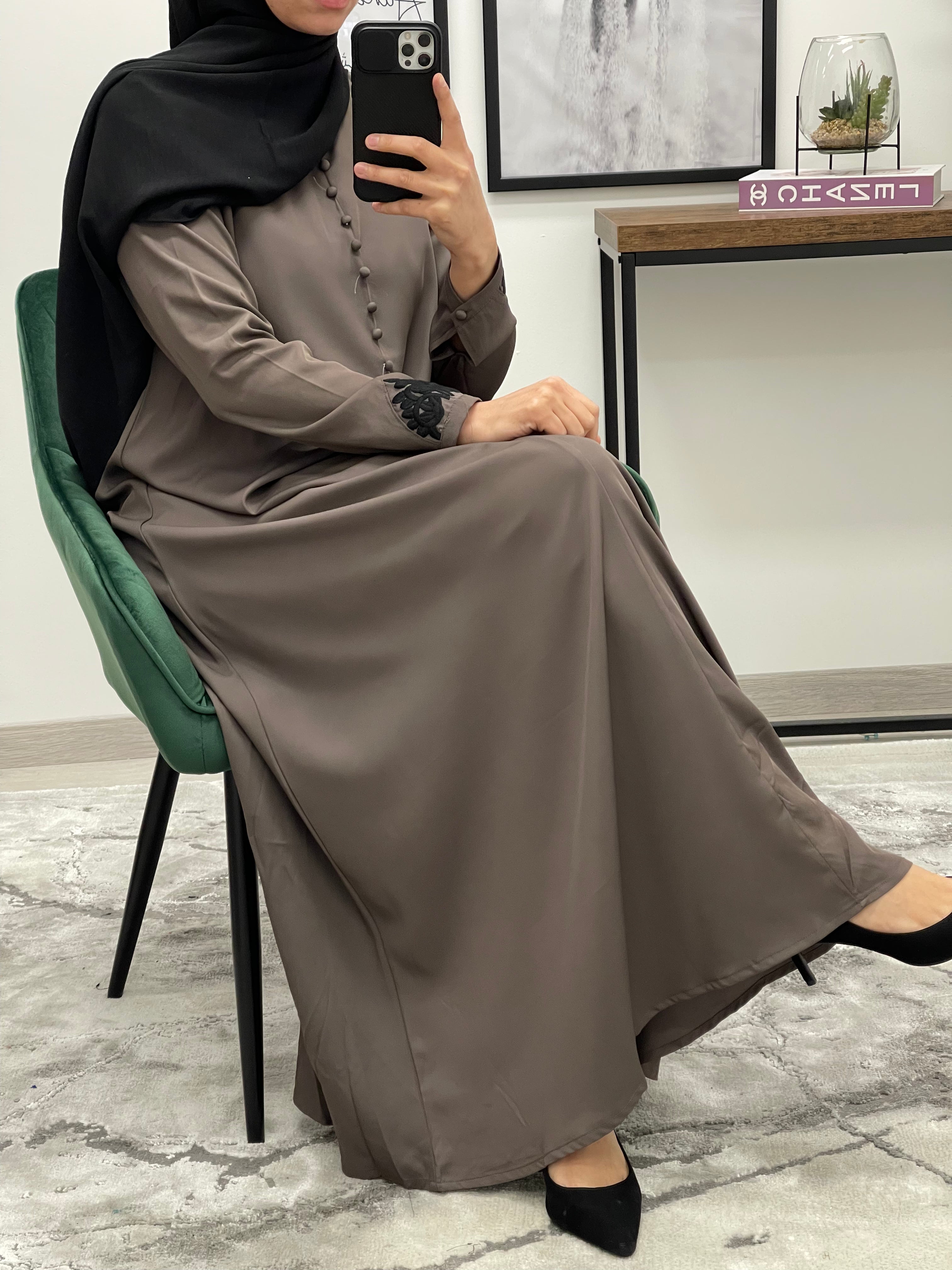 ABAYA ISA