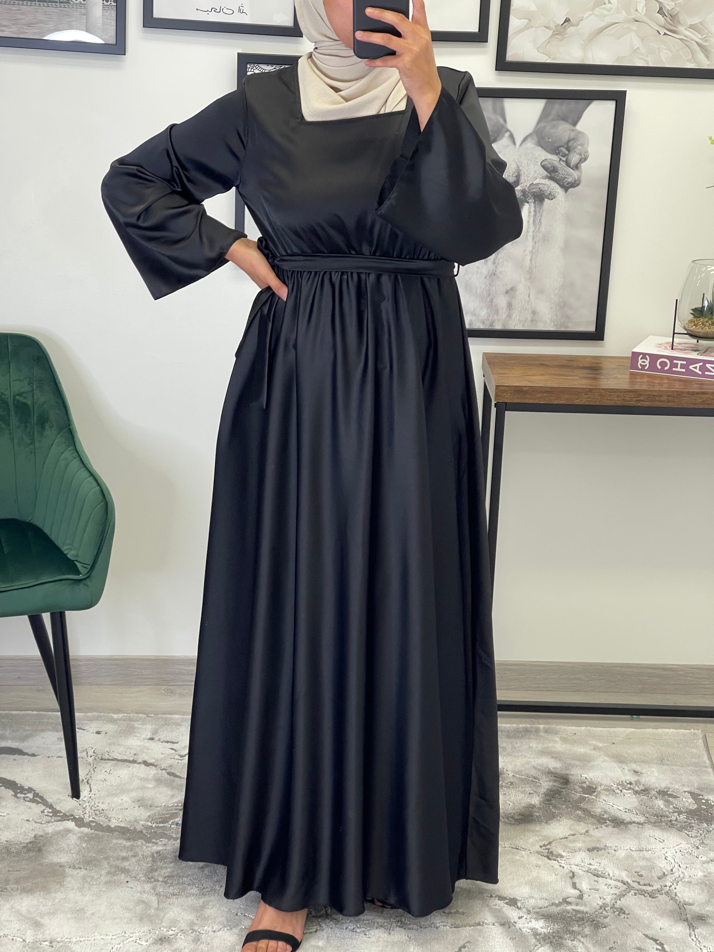 ROBE SATIN ADELINE NOIR