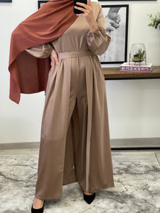 COMBINAISON AVEC CAPE SATIN ALMAS