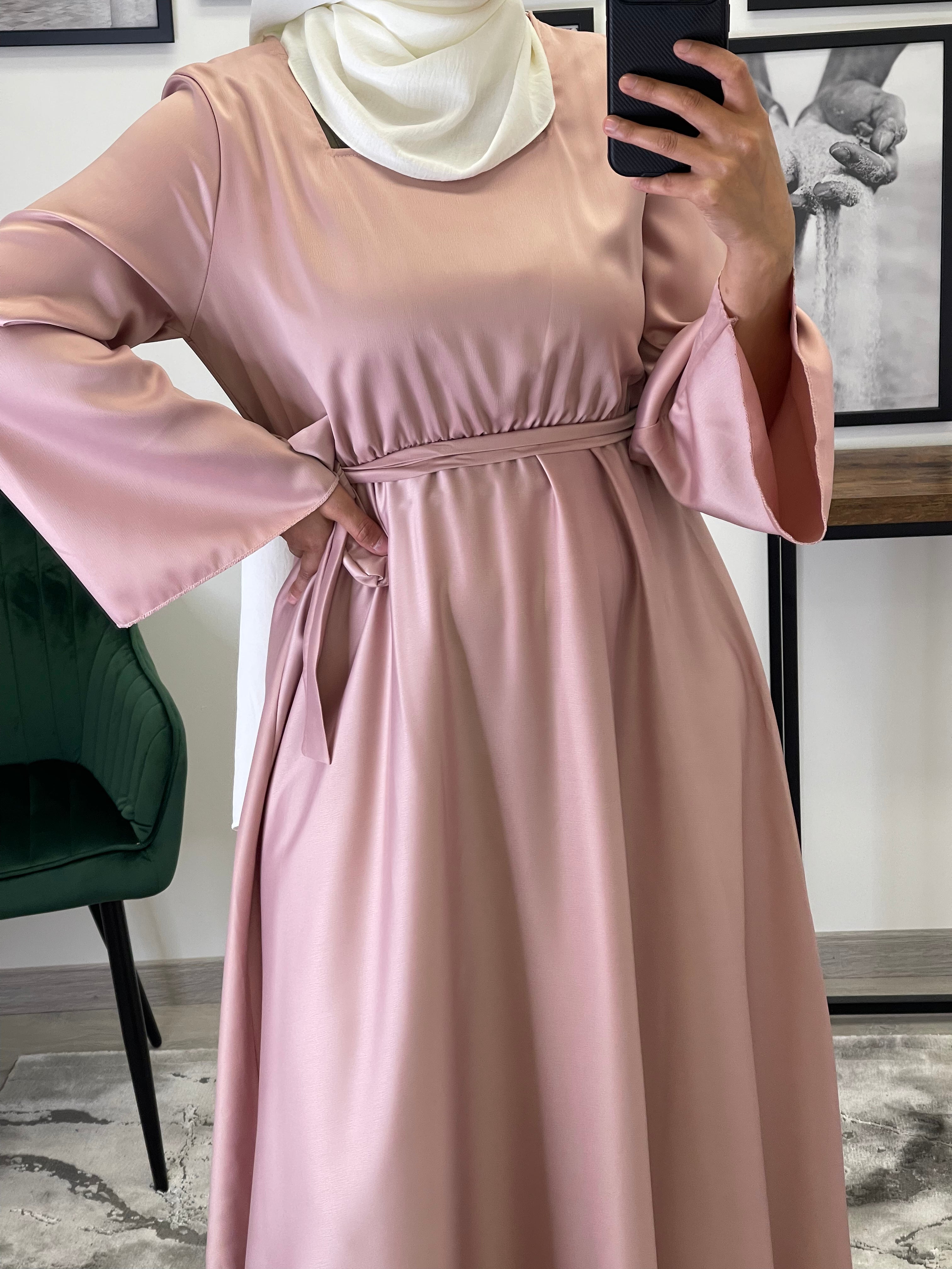 ROBE SATIN ADELINE ROSE