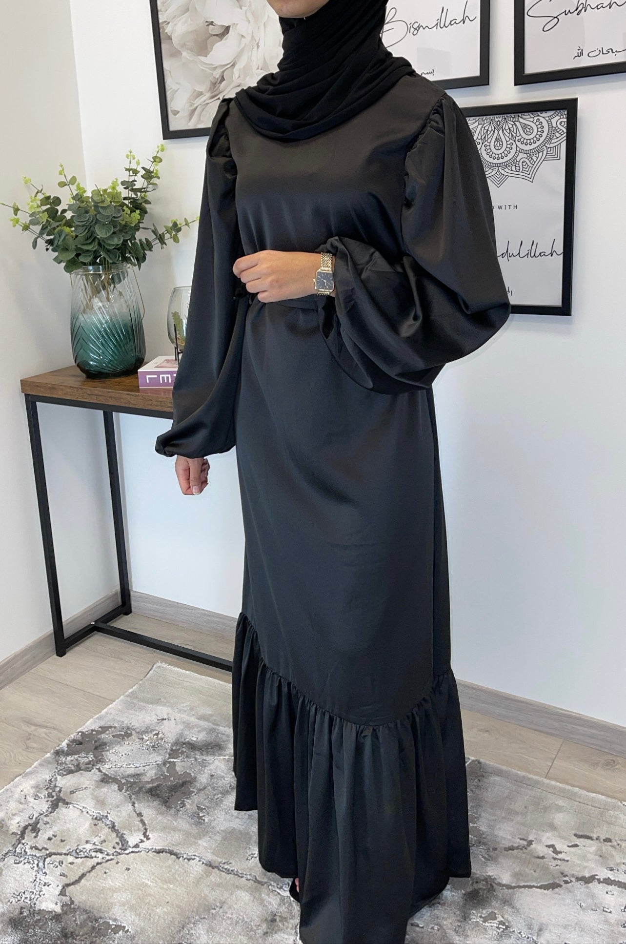 ROBE SATINÉ NOIR