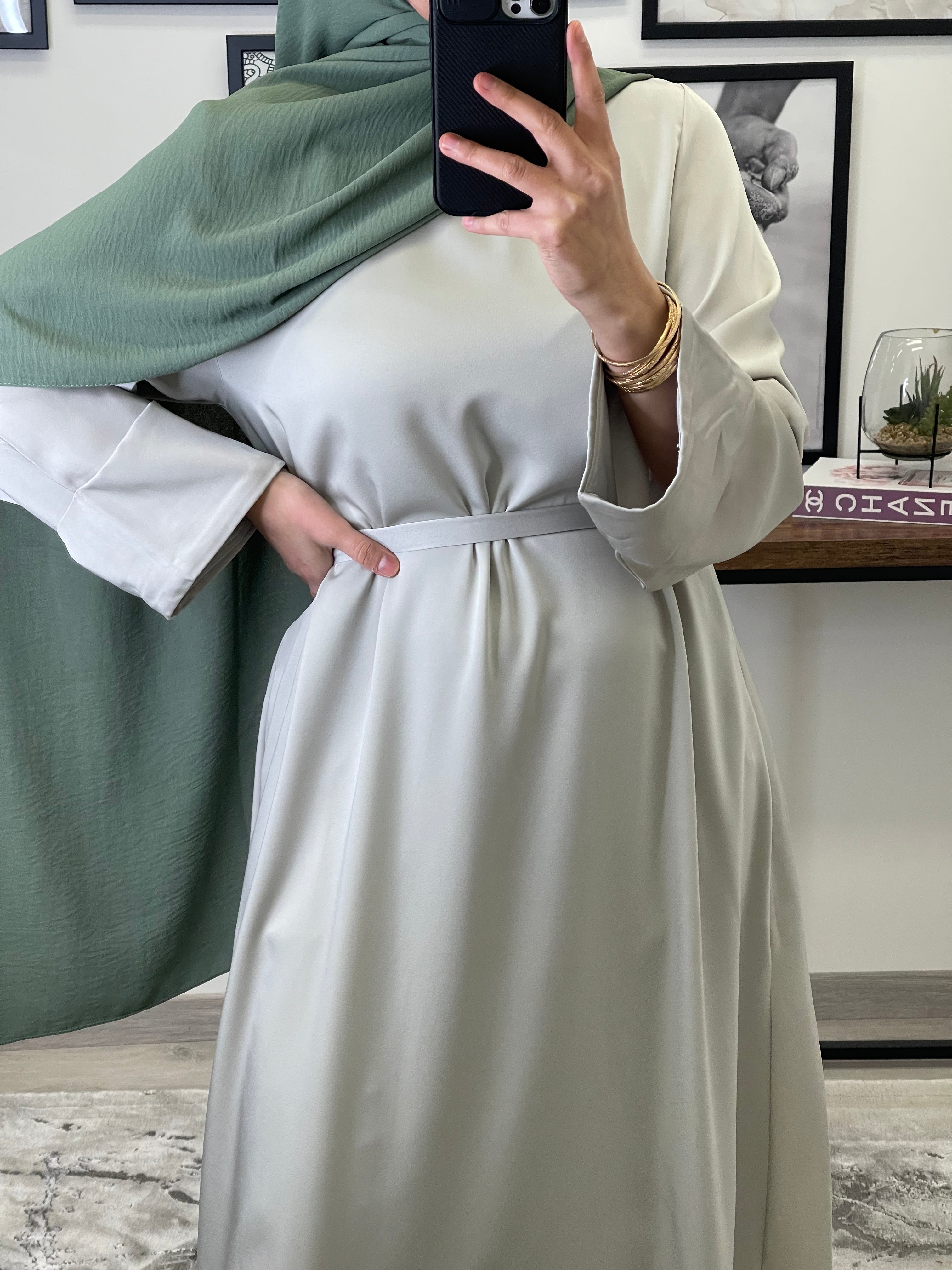 ABAYA SATIN VERT