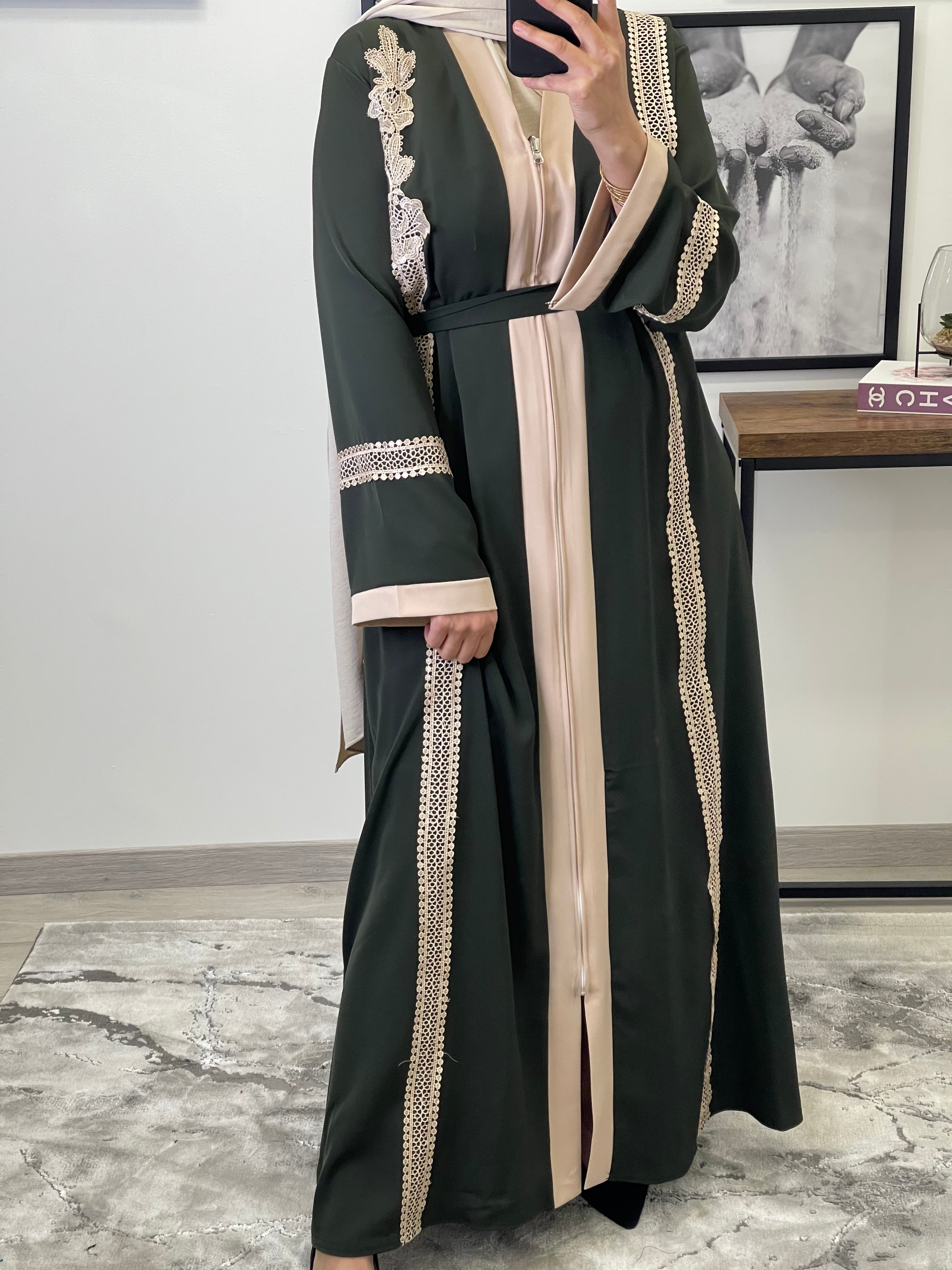 ABAYA ILYANA